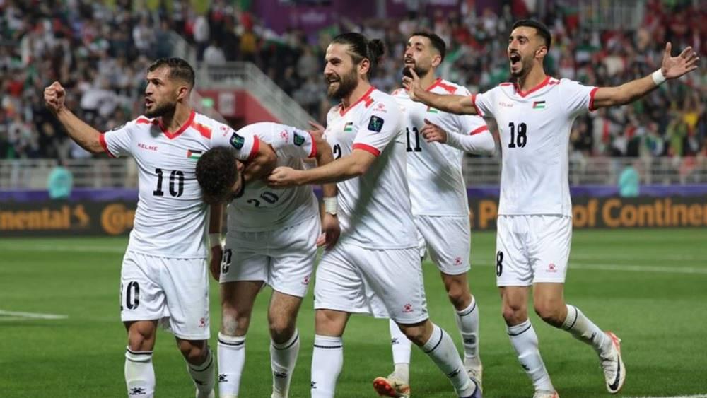 منتخب فلسطين يحقق تأهلا تاريخيا بعبوره لأول مرة إلى ثمن نهائي كأس آسيا على حساب هونغ كونغ (3-0)