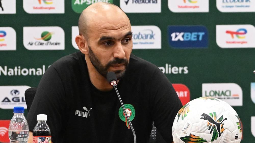 الركراكي: "المنتخب المغربي يعيش في جدل منذ بداية 'الكان' ويحاولون دائما إخراجه عن تركيزه"