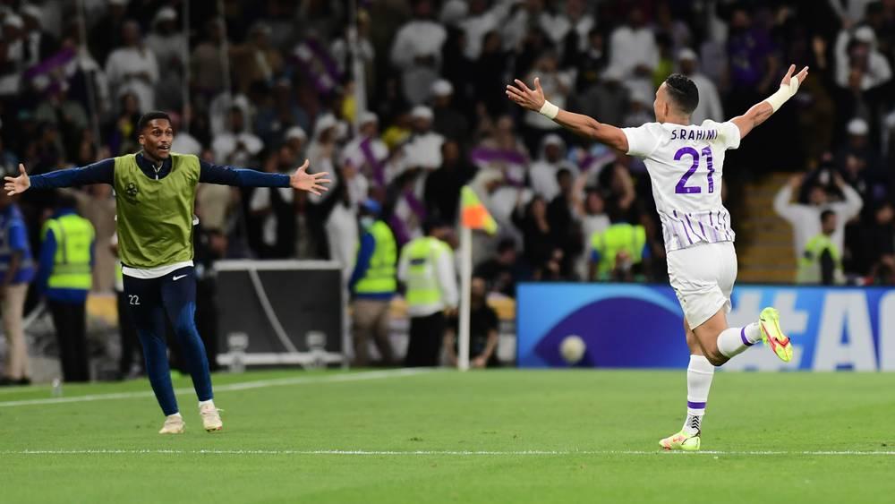 سفيان رحيمي يلعب كمهاجم صريح ويسجل هدفا للعين الإماراتي ضد النصر السعودي في دوري أبطال آسيا