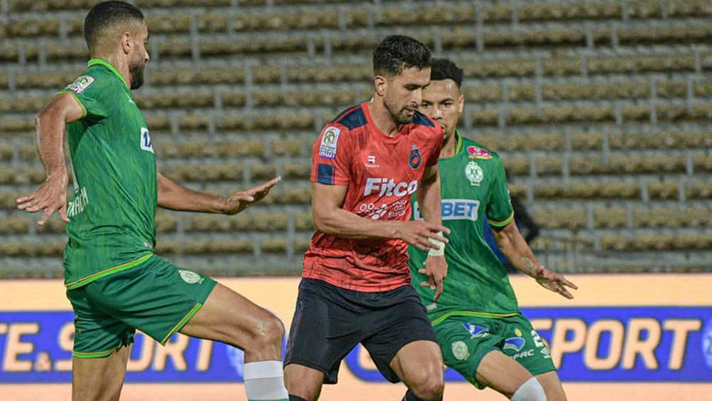 الرجاء يطرح تذاكر مباراته أمام أولمبيك آسفي ويُحدّد أثمنتها في 50 و150 درهما