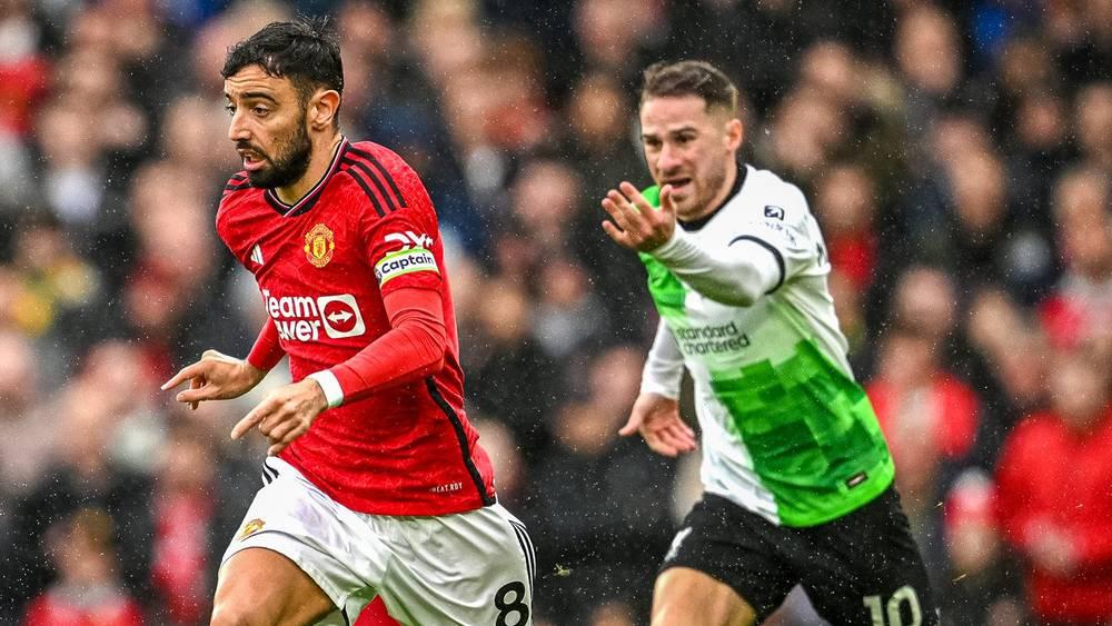 "البريمير ليغ"/ مانشستر يونايتد يقدم "الصدارة" كهدية لأرسنال بعد تعادله مع ليفربول في قمة الجولة الـ32