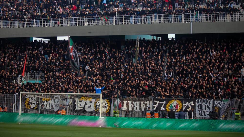 لجنة الاستئناف تقلص عقوبة جماهير الجيش الملكي إلى مبارتين بدون جمهور بدل 6 مباريات