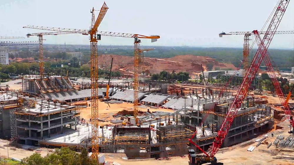 "فوت أفريك": "المغرب جاهز لاستضافة الكان وملعب الرباط هو الوحيد من بين الملاعب الستة الذي قد لا يكون جاهزا في الوقت المحدد"