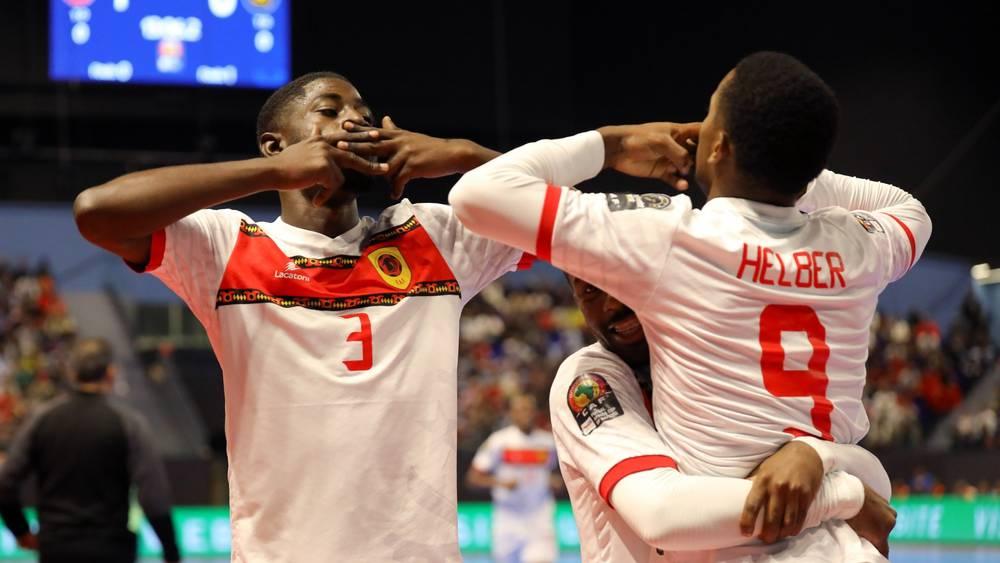 "كان الفوتسال"/ أنغولا تتأهل إلى النهائي بعد الفوز على مصر (7-3) وتنتزع بطاقة العبور إلى المونديال