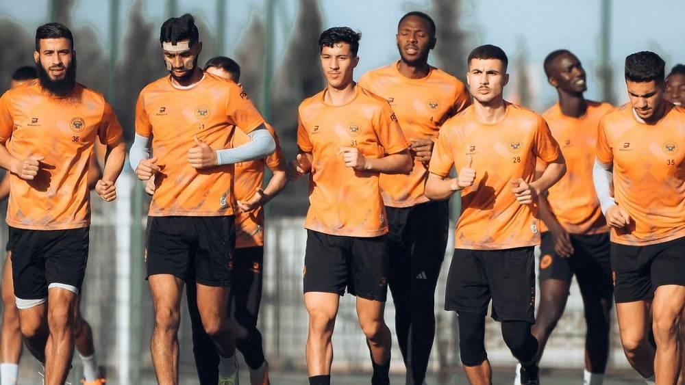 نهضة بركان يستأنف تداريبه استعدادا لإياب نهائي الكونفدرالية أمام الزمالك