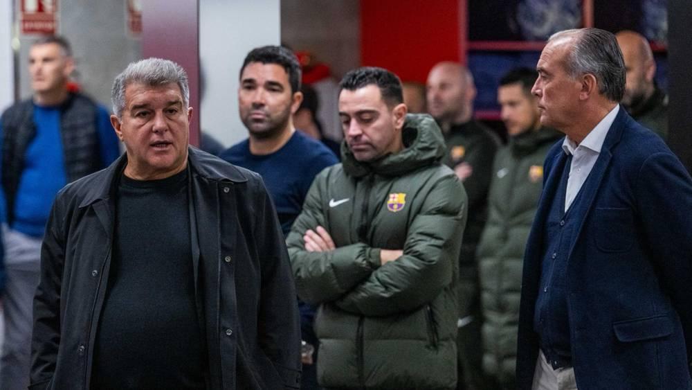 لابورتا عن إقالة تشافي: "أن تكون رئيسا لبرشلونة فهو شيء صعب"