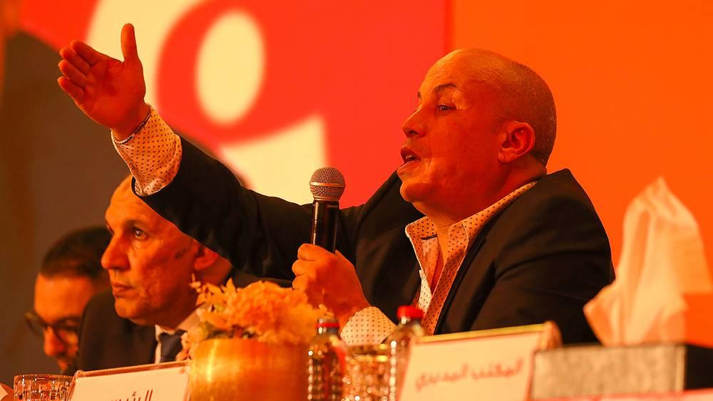 البرناكي: "أحسست أن هناك شيئا ليس على ما يرام بعد خروج أوناجم للمطالبة بعقد الجموع العامة وهو أمر لم يسبق أن شاهدناه على مر التاريخ"