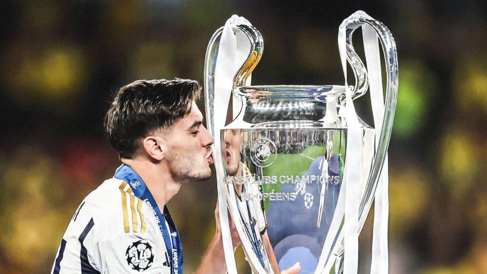 إبراهيم دياز رابع لاعب مغربي يتوج بلقب دوري أبطال أوروبا بعد الحدادي وحكيمي وزياش