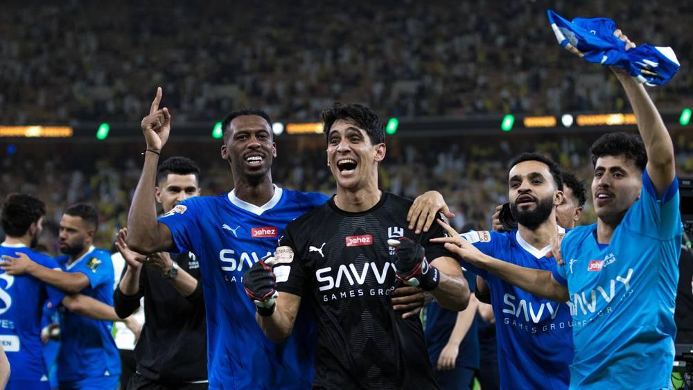 بونو يتلقى اتصالات مع أحد مسؤولي ريفير بليت بشأن إمكانية التحاقه بالنادي هذا الصيف