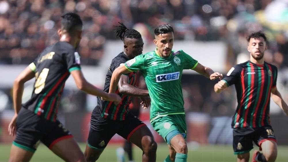 الرجاء يتوج بطلا لكأس العرش للمرة التاسعة في تاريخه بعد فوزه على الجيش الملكي (2-1)