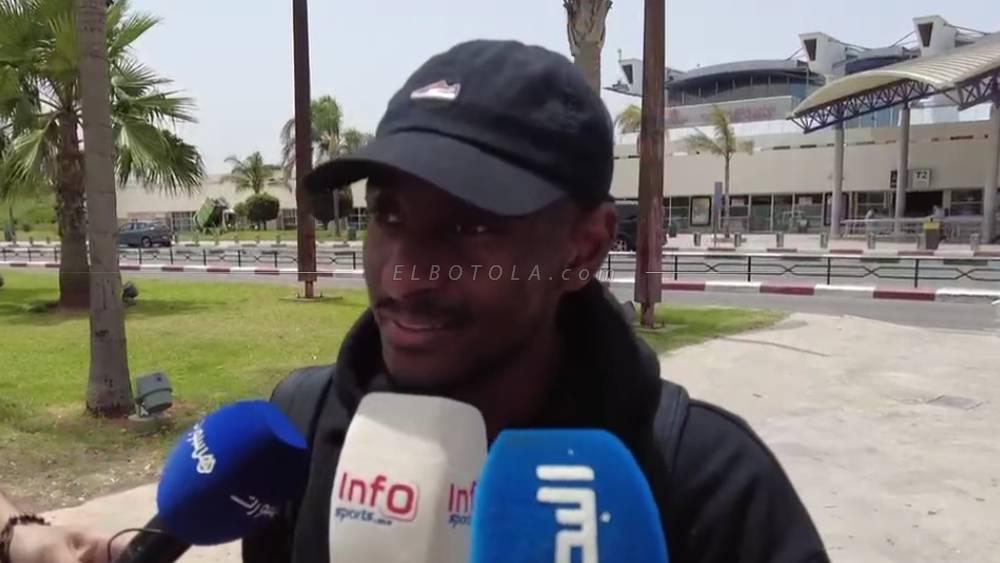 موكوينا يصل إلى مطار الدار البيضاء تمهيدا لتوقيع عقده مع الوداد