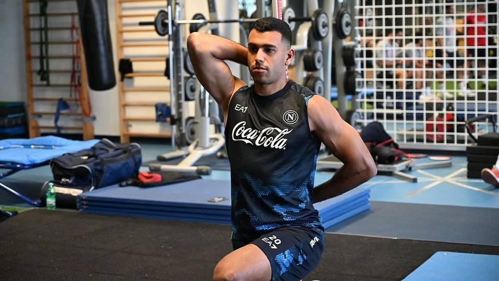 شديرة يبدأ تحضيراته للموسم الجديد رفقة نابولي في انتظار حسم مستقبله مع النادي