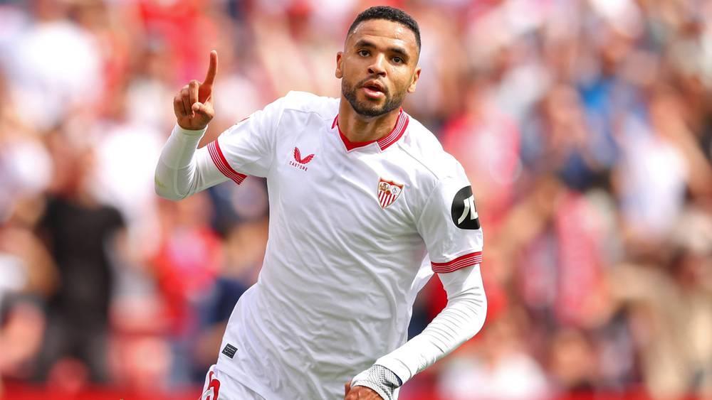 النصيري يستعد للسفر إلى إسطنبول غدا الثلاثاء من أجل الخضوع للفحص الطبي وتوقيع عقد انضمامه إلى فنربخشة التركي