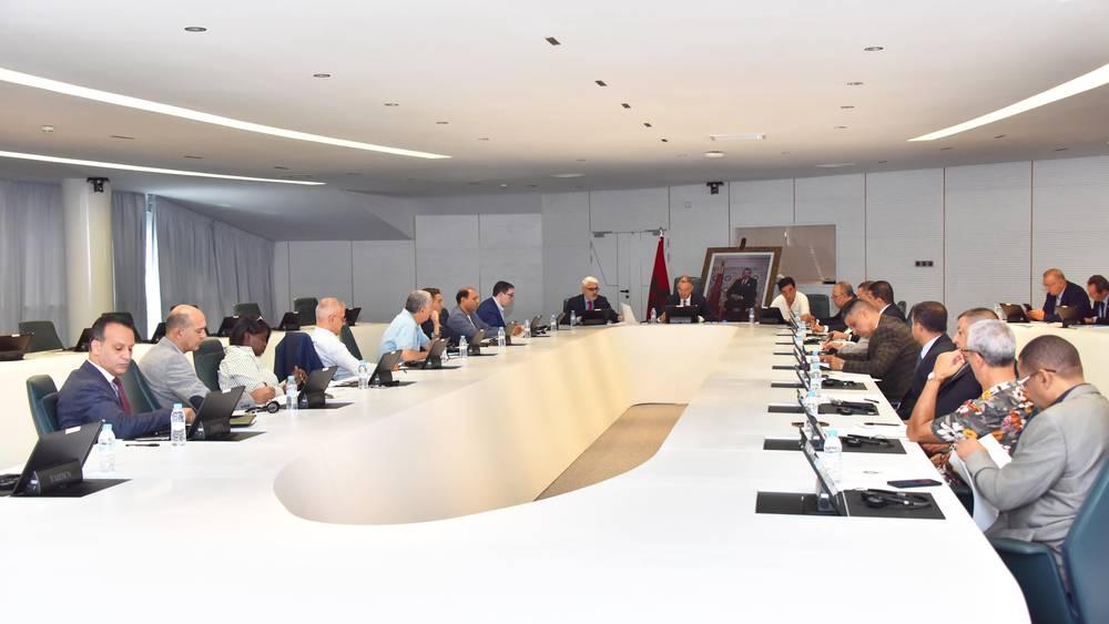 رسمياً/ المكتب المديري للجامعة يصادق على تحديد فترة الانتقالات في العصب الجهوية مع نظيرتها الدولية ويوافق على تطبيق نظام مباريات السد على جميع أقسامها