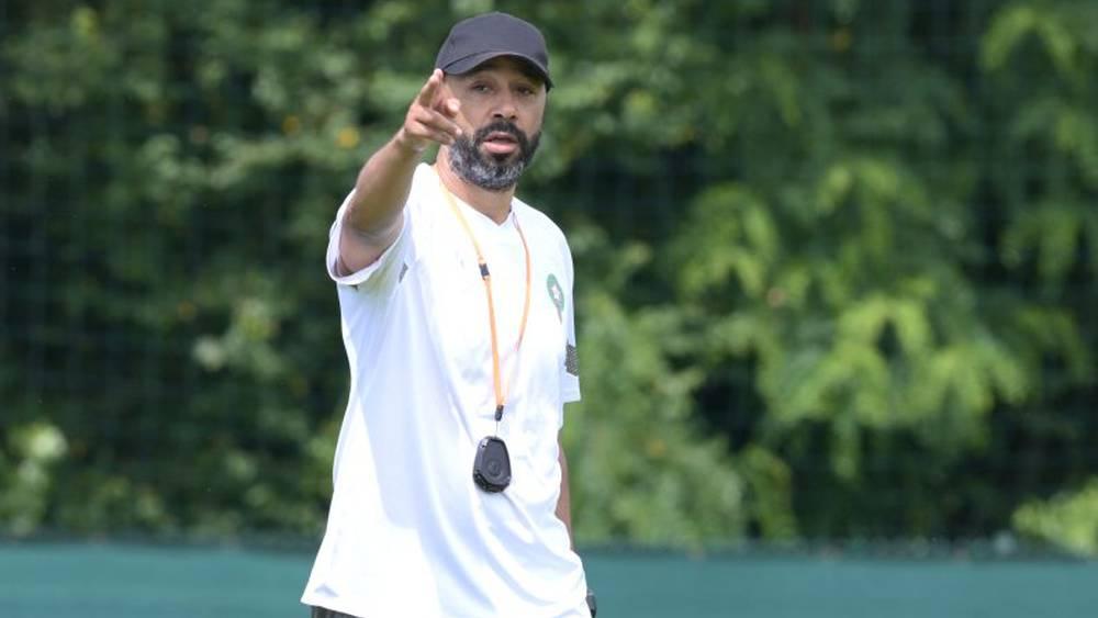 السكتيوي: "مواجهة أوكرانيا مهمة بالنسبة لنا لأنها مفتاح التأهل للدور الموالي وعازمون على الفوز بها"