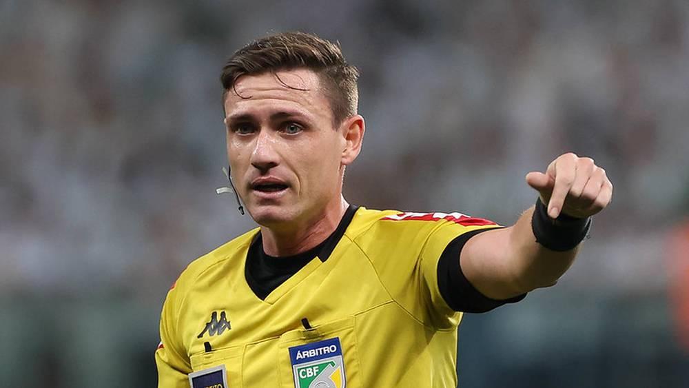 أولمبياد باريس/ الحكم البرازيلي "رامون أباتي" يقود مباراة المنتخب المغربي أمام العراق