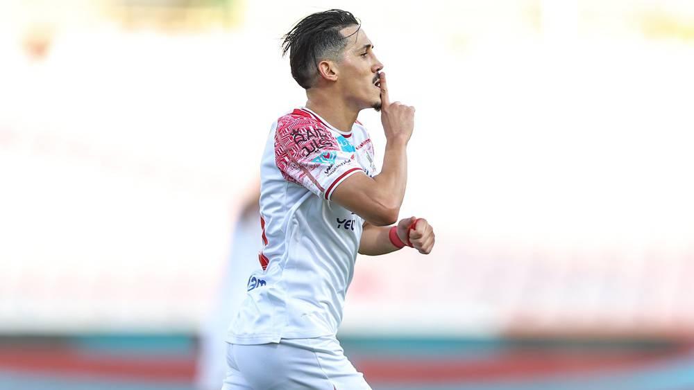 التعاون يتوصل لاتفاق مبدئي للتعاقد مع الدولي المغربي فيصل فجر