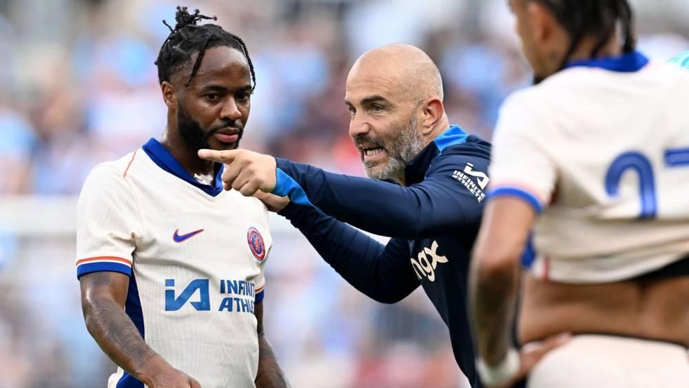 مدرب تشيلسي: "سترلينغ لن يحصل على أي دقيقة هنا وأعمل مع 21 لاعبًا أما البقية لا أراهم!"