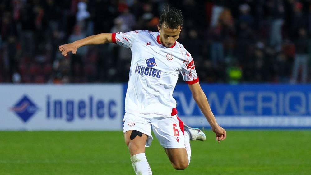 مسؤول رجاوي: "بدر غادارين لا يوجد ضمن اهتمامات فريق الرجاء الرياضي"