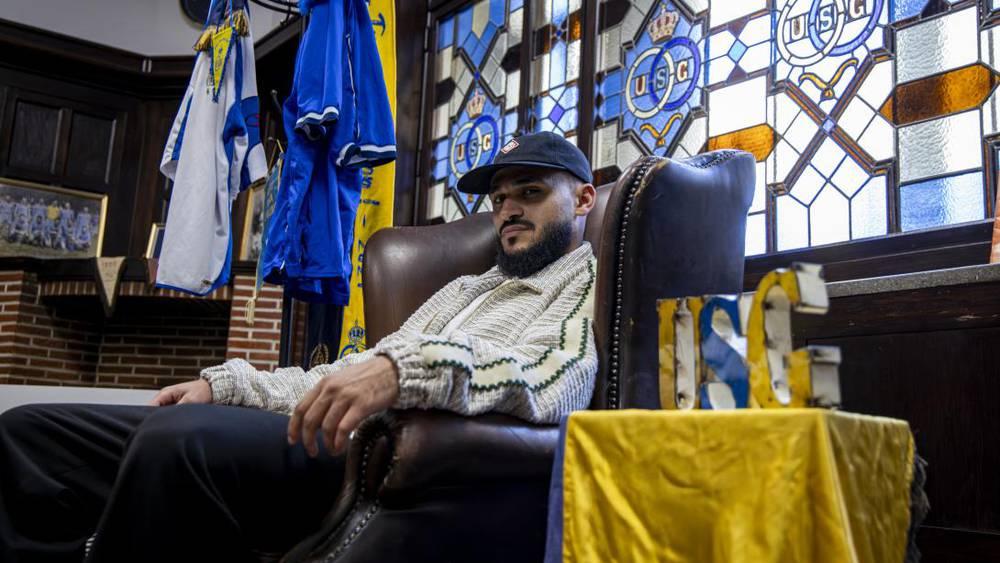 رسميا/ سفيان بوفال ينتقل إلى سانت غلواز البلجيكي في عقد ممتد لموسمين