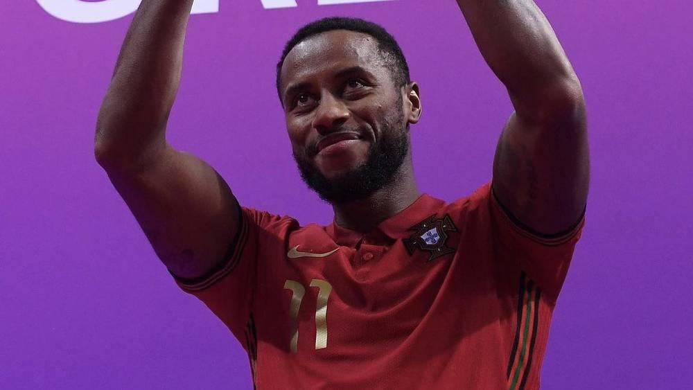 فاريلا (لاعب منتخب البرتغال لـ'الفوتسال'): "لاعبو المغرب لا يهابون من وجود الكرة بين أقدامهم.. إنهم رائعون فرديا وجماعيا ضد خصوم أقوياء"