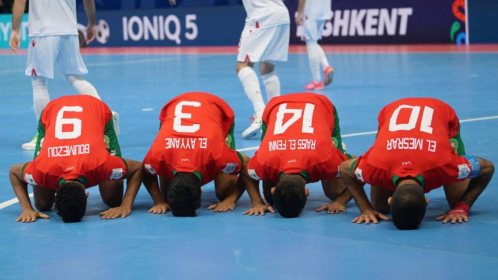 مونديال الفوتسال/ تشكيلة المغرب.. الدكيك يعتمد على أنبية في الحراسة والرباعي العيان والمسرار وبومزو والفني