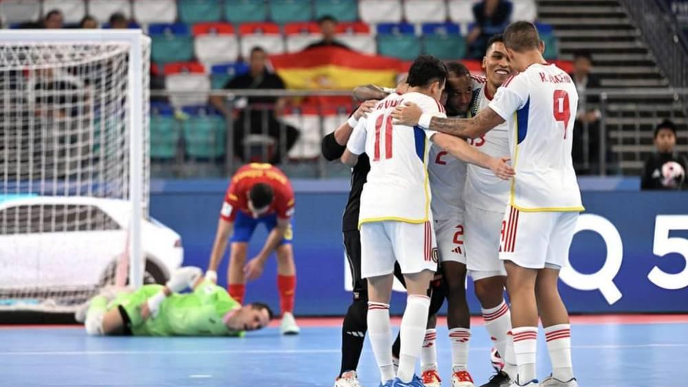 كأس العالم لـ"الفوتسال"/ إسبانيا تُقصى من ثمن النهائي بعد سقوطها أمام فنزويلا (1-2)