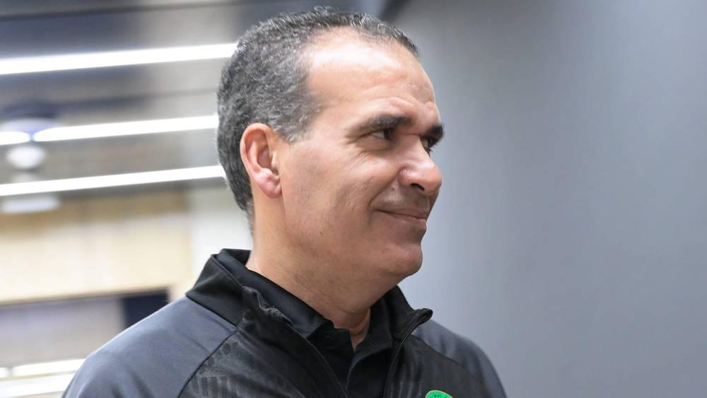 الدكيك: "القرعة كانت نوعا ما مدروسة وبدون أي شك لولا الإصابات لتوجنا باللقب العالمي"