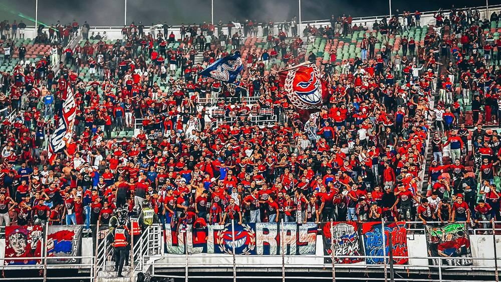 الدفاع الحسني يعلن قرار السلطات الأمنية بمنع تنقل جماهير أولمبيك آسفي لحضور مباراة الفريقيْن بالجديدة