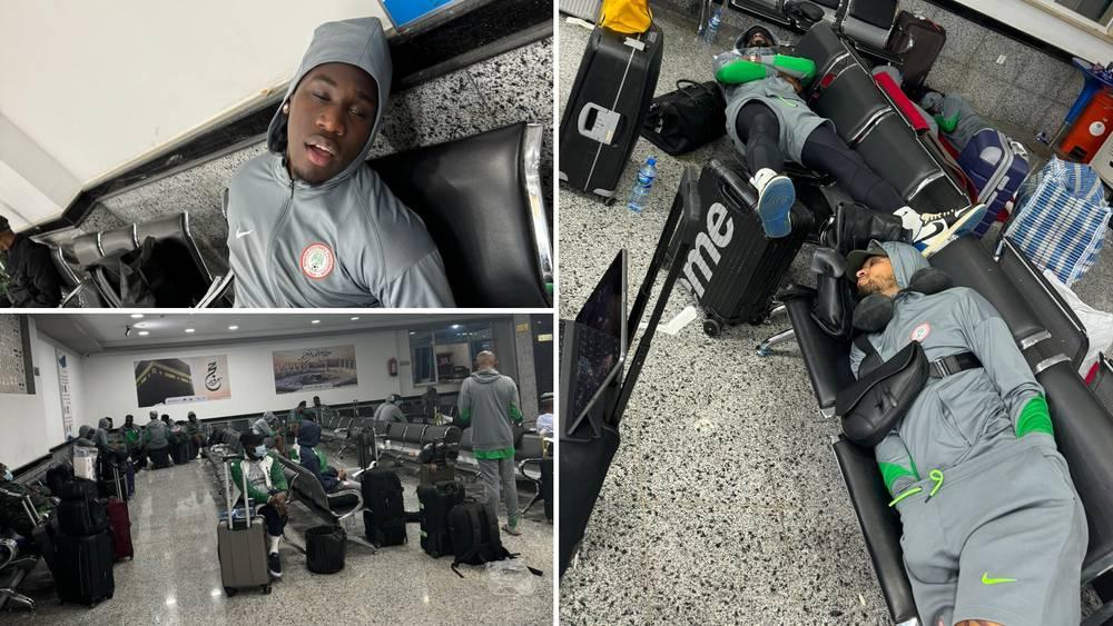 تصفيات "الكان".. لاعبو منتخب نيجيريا يقررون عدم خوض المباراة ضد ليبيا بعد تركهم في المطار لأزيد من 16 ساعة!