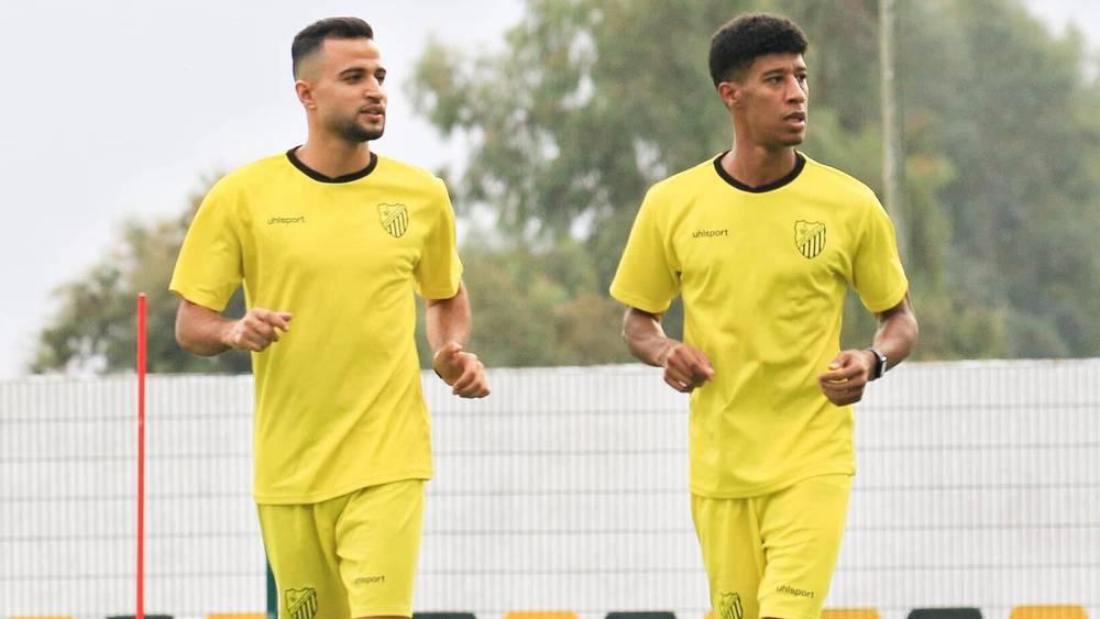 بعد تعافيهما من الإصابة.. زكرياء فاتي وأحداد على أعتاب تعزيز صفوف المغرب الفاسي في المباريات القادمة