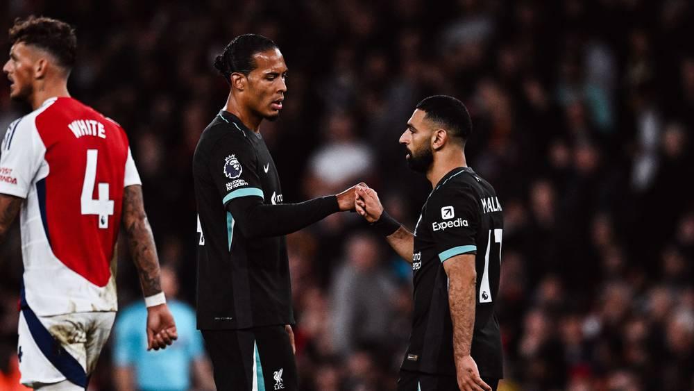 أرسنال يتعادل ضد ليفربول (2-2) ويمنح صدارة الدوري الإنجليزي لمانشستر سيتي