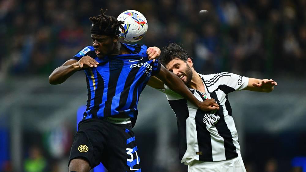 الدوري الإيطالي/ التعادل يحسم "قمة" الإنتر ويوفنتوس (4-4) في مباراة "غزيرة الأهداف"