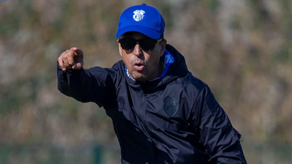 الطير: "لعب 3 مباريات في ظرف أسبوع وفي 3 مناطق مختلفة من المغرب بتركيبة بشرية لا تتجاوز 12 لاعبا أمر صعب"