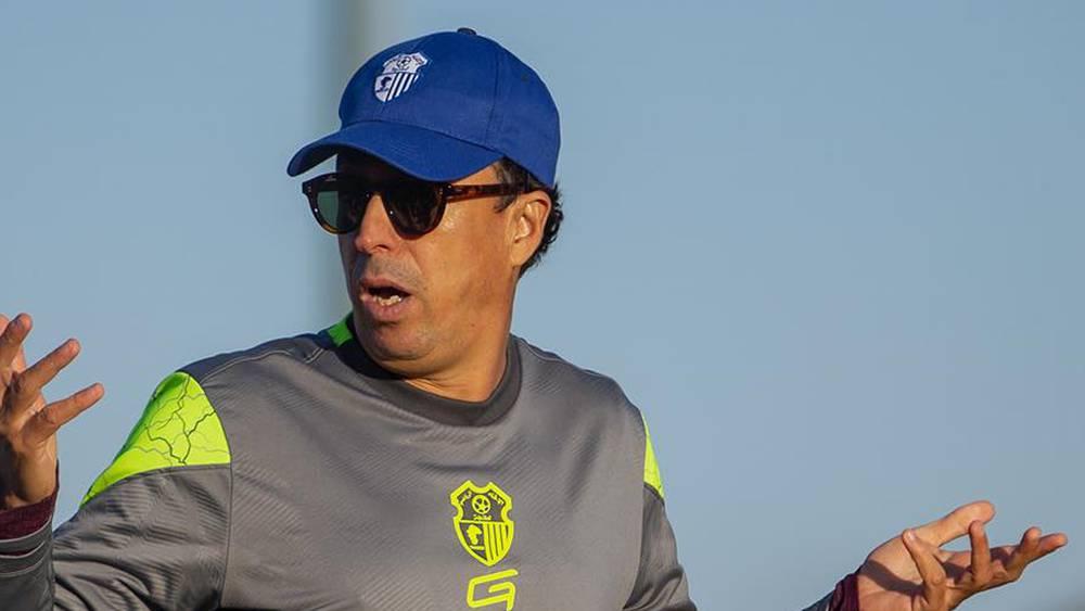 الطير ردّاً على موكوينا: "لا يوجد أشخاص عنصريون في طنجة وسأُحقّق في الأمر لاتخاذ القرارات"