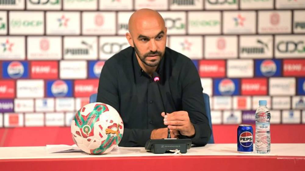 الركراكي: "مباراة الغد لن تكون بطابع ودي بعد تأهل الغابون ومن الضروري أن نحقق الفوز"