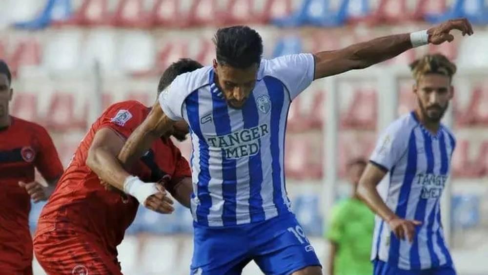 اتحاد طنجة يستعيد خدمات مهاجمه جواد غبرة في ديربي الشمال أمام المغرب التطواني