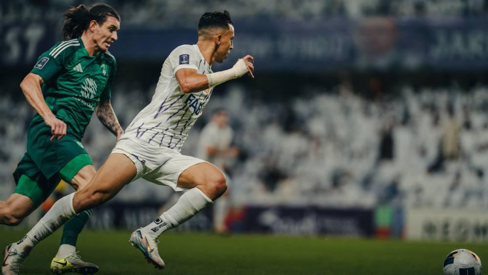 بمشاركة رحيمي.. العين يتعرض للهزيمة أمام الأهلي السعودي (1-2) ويقترب من الإقصاء من دوري أبطال آسيا للنخبة