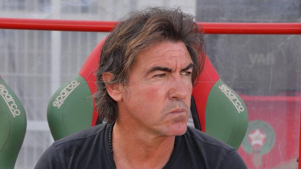 سابينتو يُواصل صيامه عن الانتصار في 7 مباريات مع الرجاء والفريق في عَهْدِهِ لم يُسجّل سوى هدفيْن!