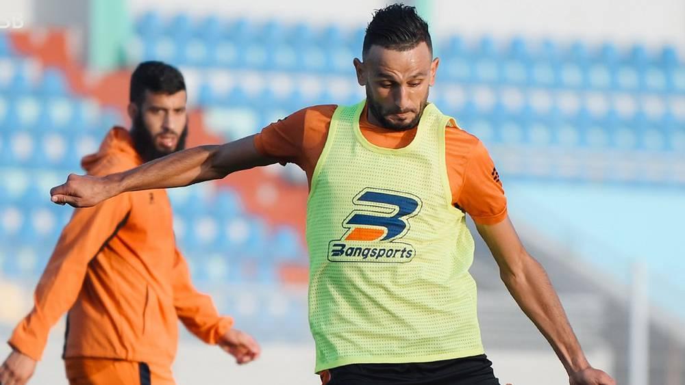 نهضة بركان يستعيد خدمات الموساوي أمام ستيلينبوش الجنوب أفريقي بعد استنفاده عقوبة الإيقاف