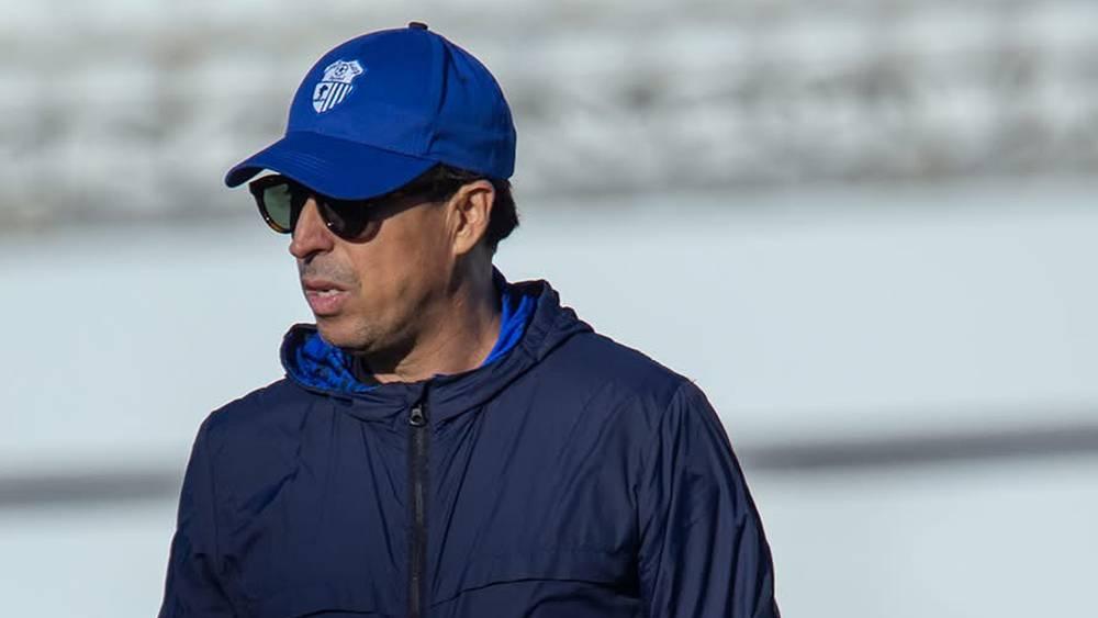 الطير: "أمنيتي القيام بـ5 تغييرات وما أطلبه هو التوفر على 20 لاعبا"