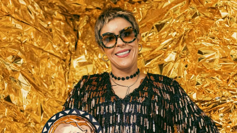 بومهدي: "سعيدة للغاية لتتويجي بجائزة أفضل مدربة للسيدات في أفريقيا وأي مدرب يحلم بتدريب لاعبة مثل ضحى المدني"