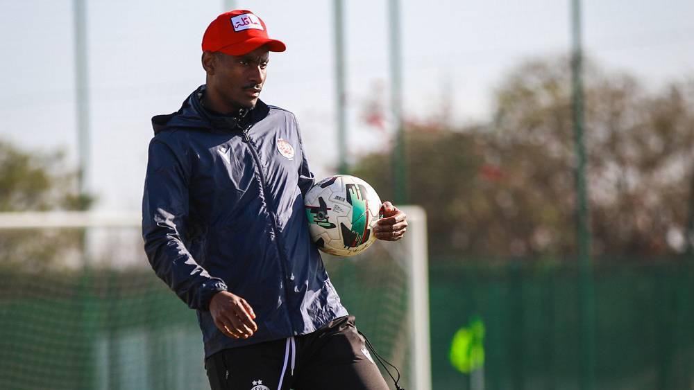 موكوينا قبل مواجهة الماص: "بالنسبة لهم كل مباراة ضدنا بمثابة نهائي وعلينا أن نكون مستعدين وأن نتحلى بالعقلية الصحيحة"