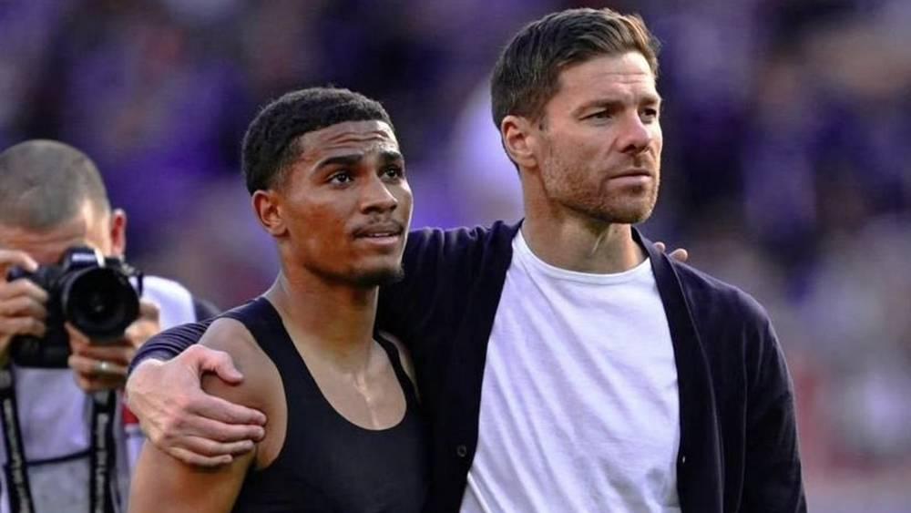 عدلي: "ألونسو علم بتأثري نفسيا بوفاة والدتي وقال لي بعد نهاية 'الكان' إنني عدت لعائلتي وحيث أشعر بالسعادة"