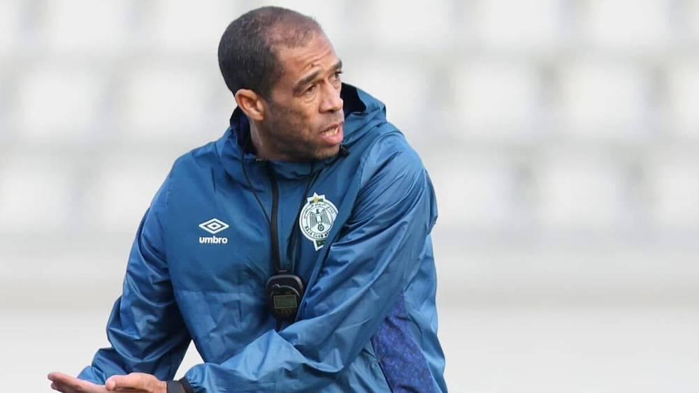 عبد الصادق: "تقديم الهدايا لخصم بقيمة نهضة بركان يجعل الفاتورة غالية وخطآ العراسي وخفيفي ناجم عن الثقة الزائدة"