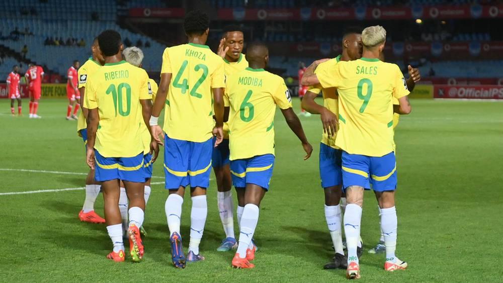 بعثة ماميلودي سان داونز تغادر جنوب أفريقيا صوب المملكة المغربية تمهيدا لملاقاة الرجاء