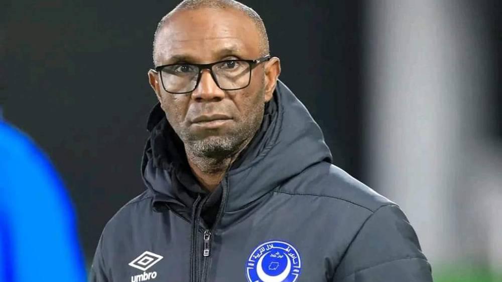 إيبينغي (مدرب الهلال السوداني) متحدثا عن تأثير "الحرب" على استعدادات فريقه: "نحن نعيش في فندق وقد استعنا بطبيب نفسي"