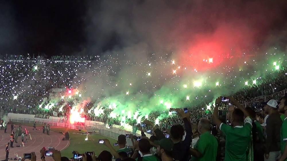 من بينها الامتناع عن استخدام الشهب الاصطناعية.. الرجاء يوجه "تنبيهات" لجماهيره قبل مباراة سان داونز تفاديا للعقوبات