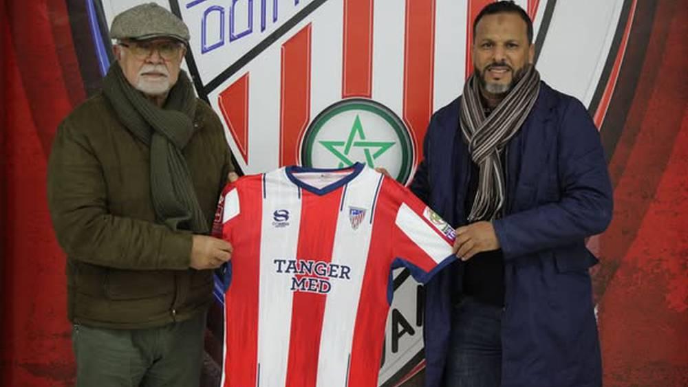 رسميا/ المغرب التطواني يعلن تعيين محمد بنشريفة مدربا للفريق