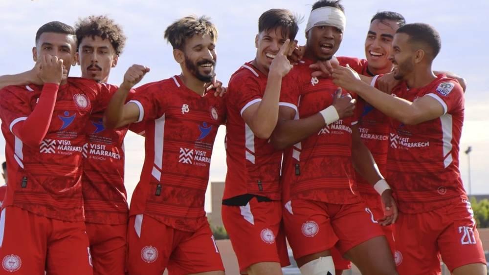 القسم الثاني/ ك. المراكشي يصعد للصدارة بفوزه على ر. بني ملال (0-1) وم. وجدة يحقق انتصاره الثاني بتغلبه ش. خنيفرة (4-0)